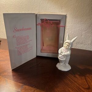 Dept 56 Springtime Series of the Snowbunnies.